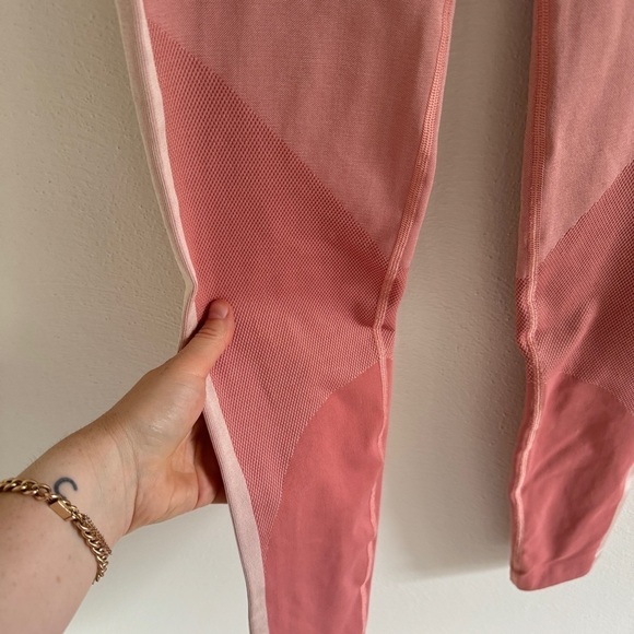 Lululemon Ebb to Train Abstract Tight 6 - Picture 4 of 12